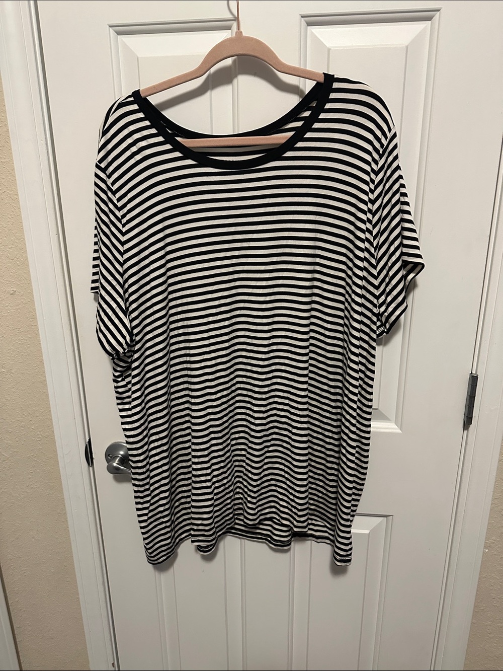 torrid Black and White Striped Short Sleeve Tee